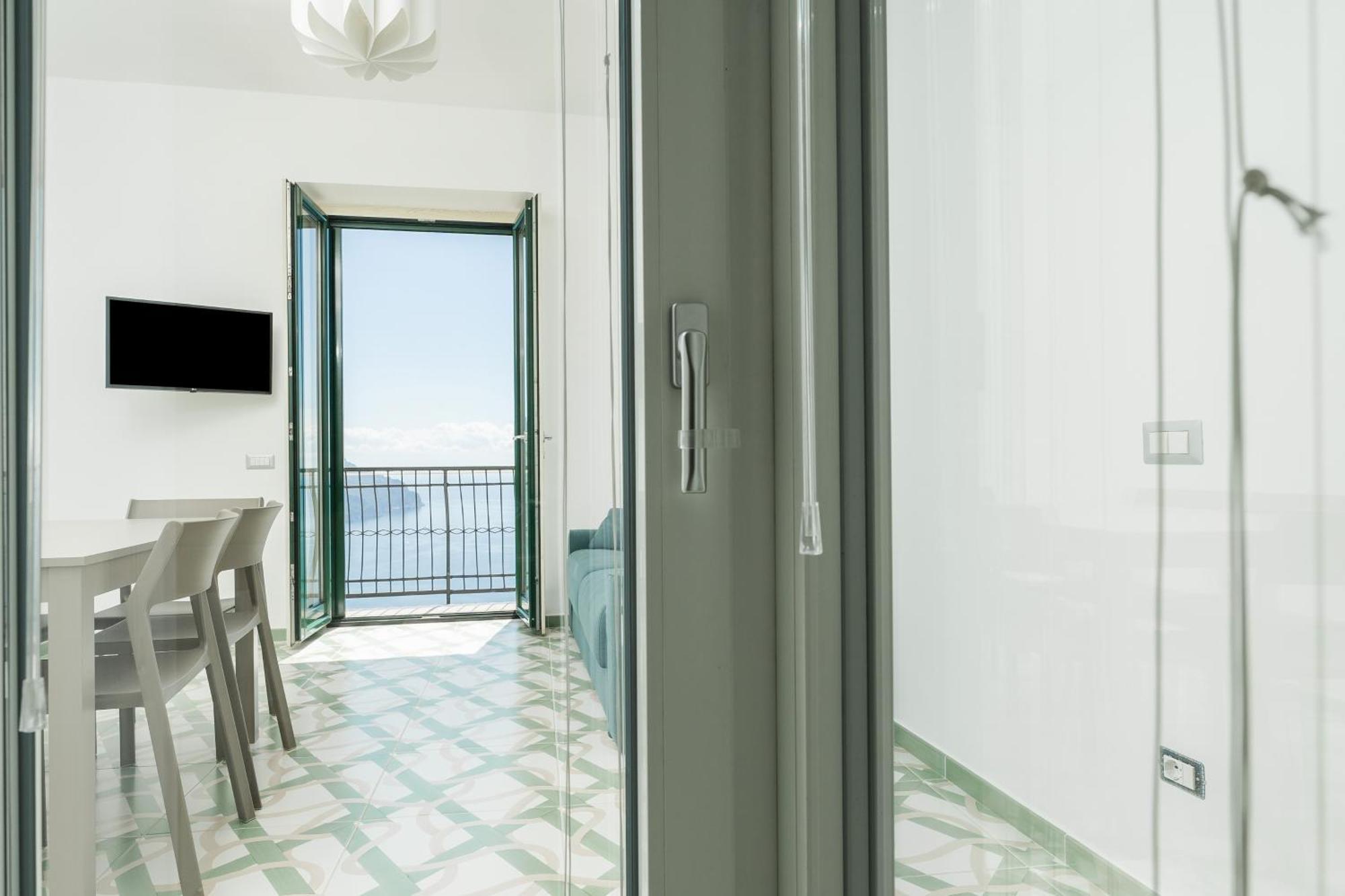 Casa Ferdimena Apartment ราเวลโล ภายนอก รูปภาพ